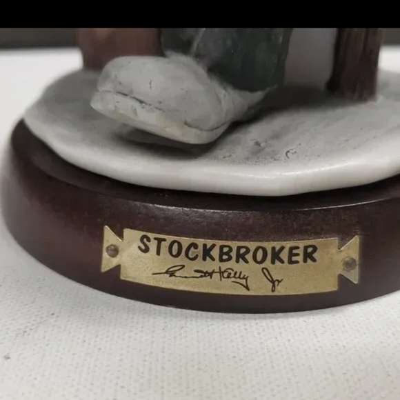 Lightly Loved Figurine - Emmett Kelly Jr. - Stockbroker Clown - 7.5" Tall Flambo - Picture 6 of 6